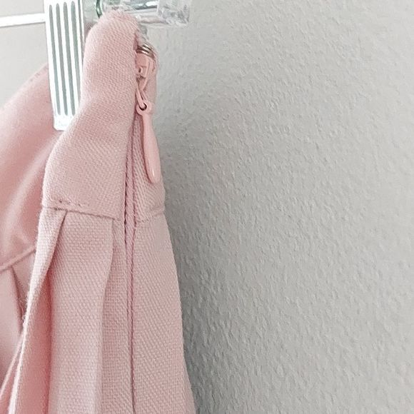 H&M soft pink pleated skirt - Picture 3 of 5